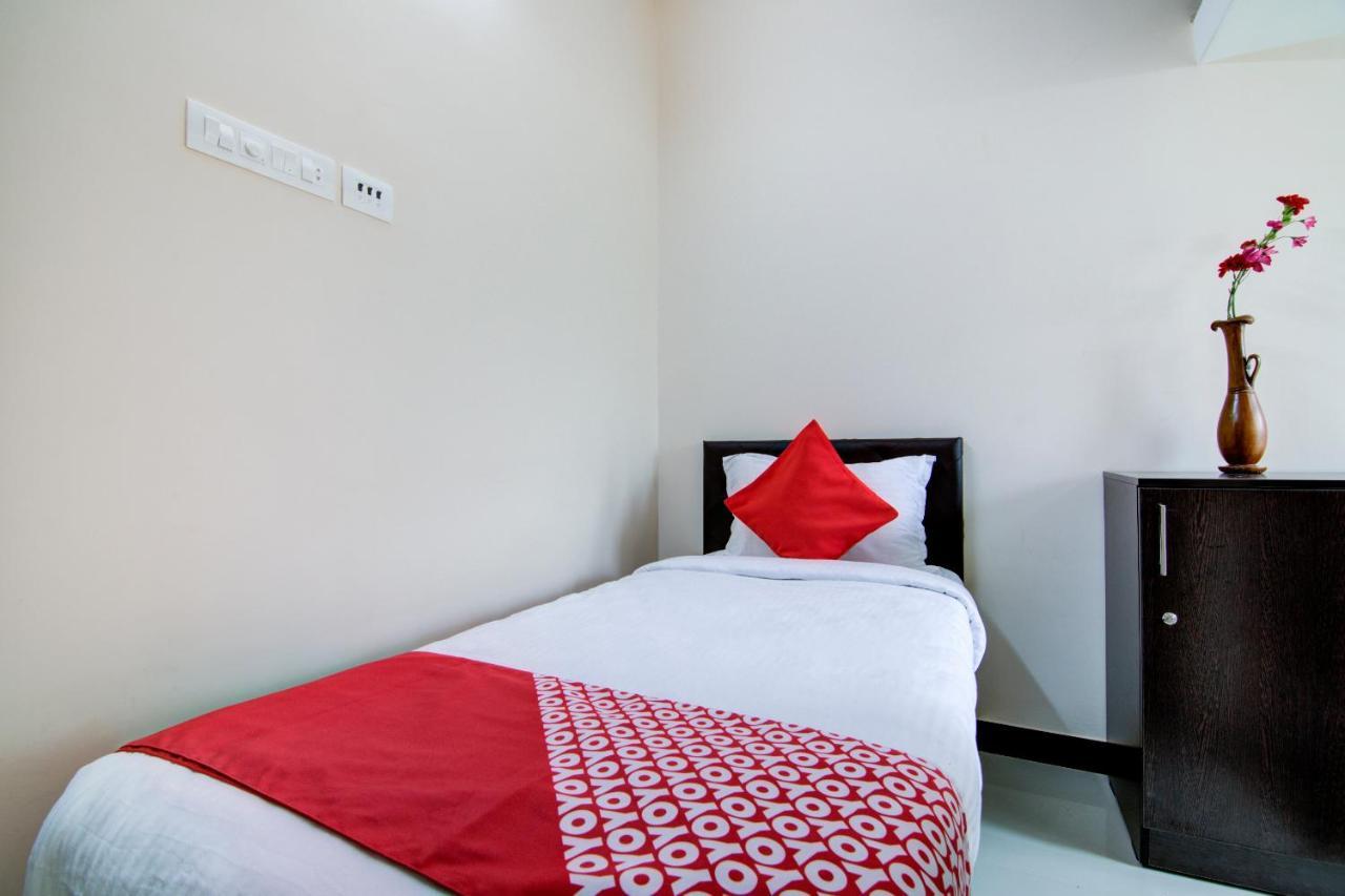 Oyo Flagship 24147 Royal Stay Singānallūr Extérieur photo