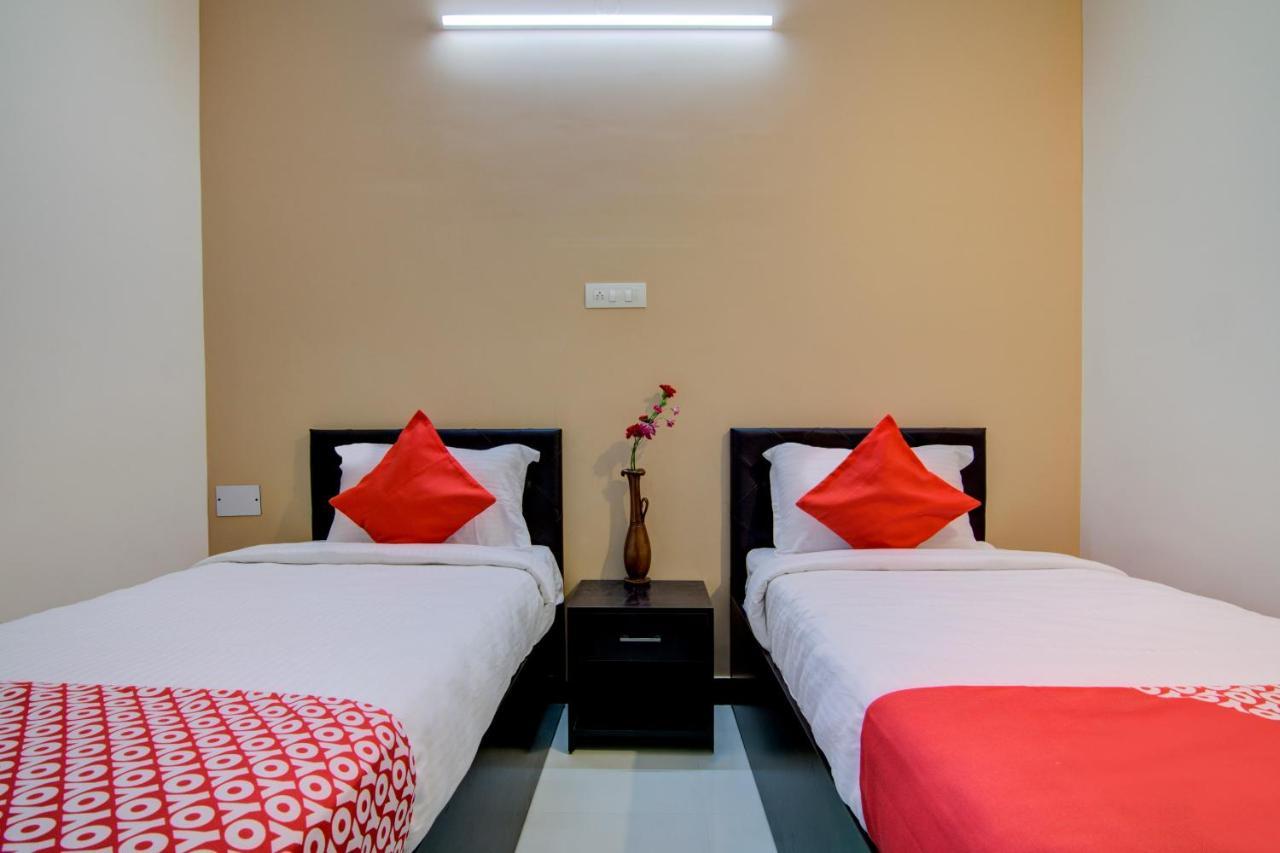Oyo Flagship 24147 Royal Stay Singānallūr Extérieur photo